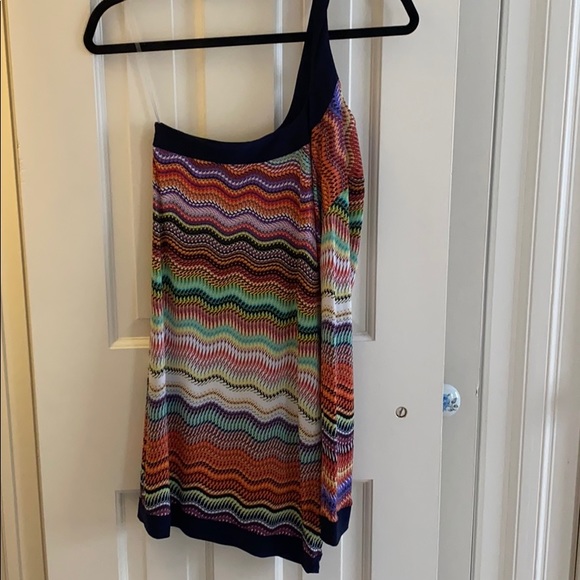 One sleeved patterned mini dress - Picture 1 of 3